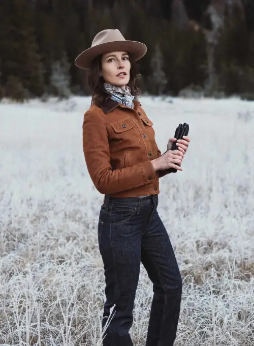 Womens-Western-Leather-Jacket-Lifestyle-002