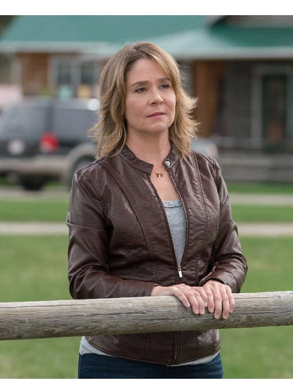 Heartland-Lily-Borden-Leather-Brown-Jacket-LEE-Leather-Jackets-001